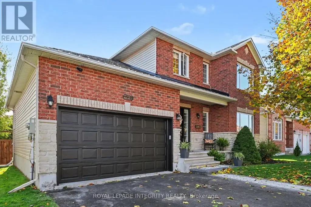84 Lamadeleine Boulevard, Russell