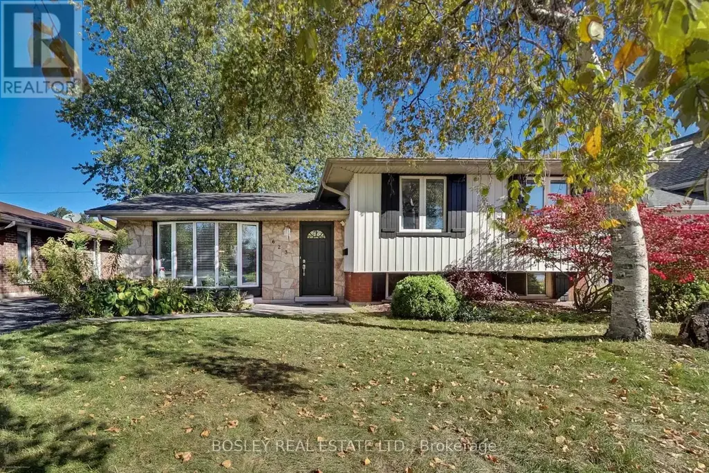 623 Thornwood Avenue, Burlington (Roseland)