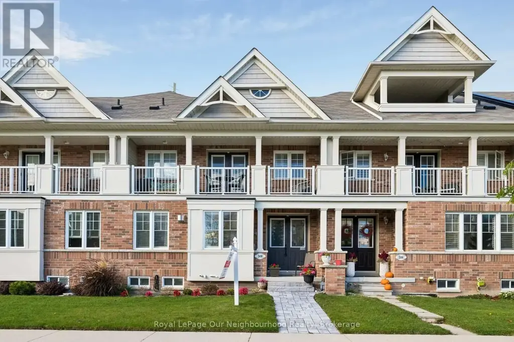 308 Lakebreeze Drive, Clarington (Newcastle)