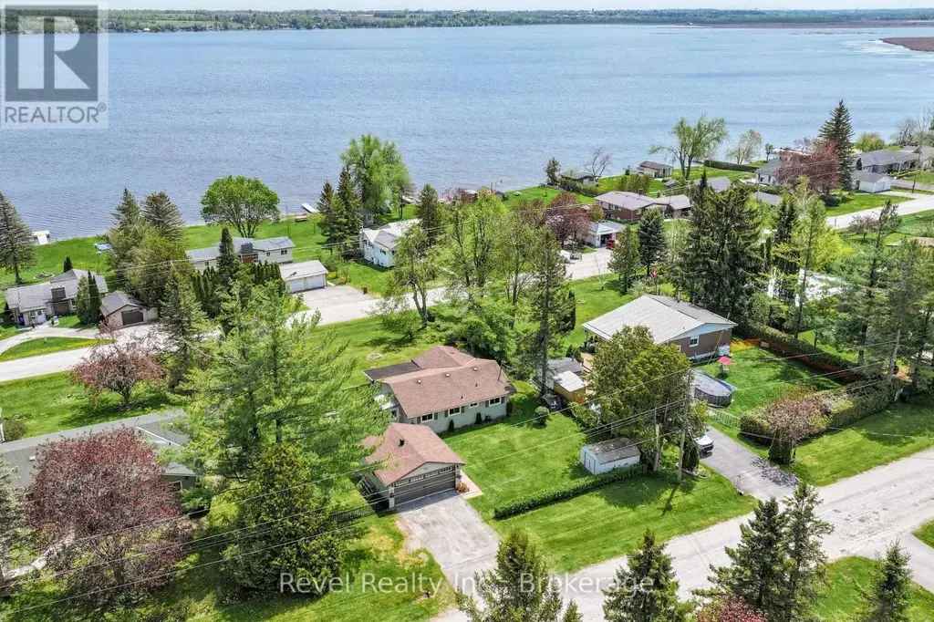 133 Victoria Drive E, Kawartha Lakes (Fenelon)
