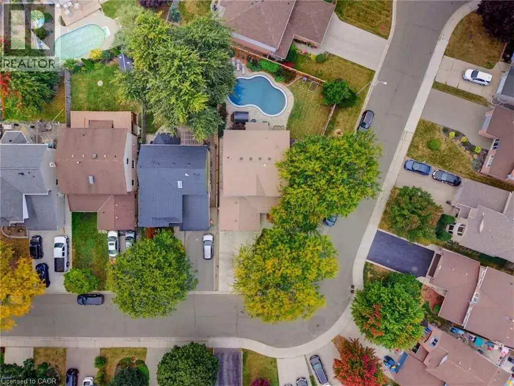 $989900 | Crerar/Barnstown for Sale at 50 Fusilier Drive | Hamilton