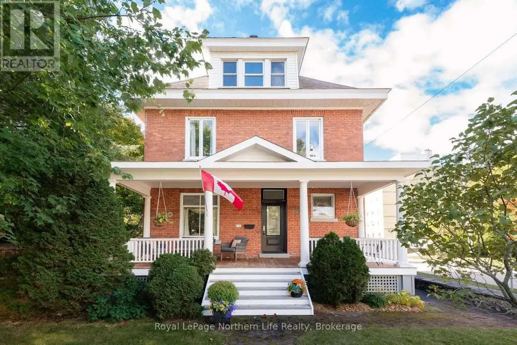797 Mcintyre Street W, North Bay (West End)