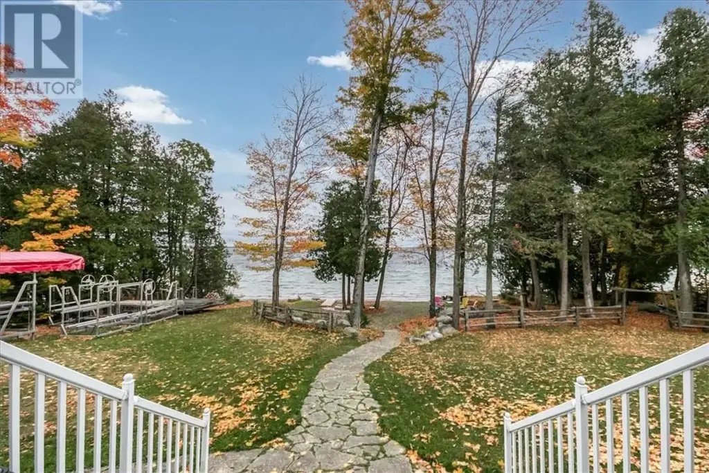 181 Maple Lane | Mindemoya, Manitoulin Island Homes for Sale