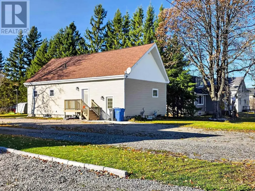 421 Seventh Avenue, Black River-Matheson (Matheson)