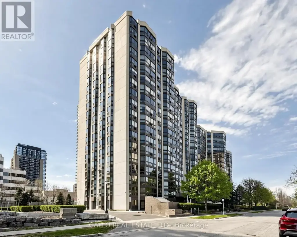 203 - 10 Kenneth Avenue, Toronto (Willowdale East)