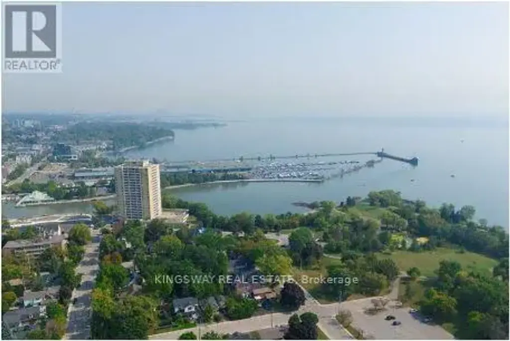 912 - 220 Missinnihe Way, Mississauga (Port Credit)