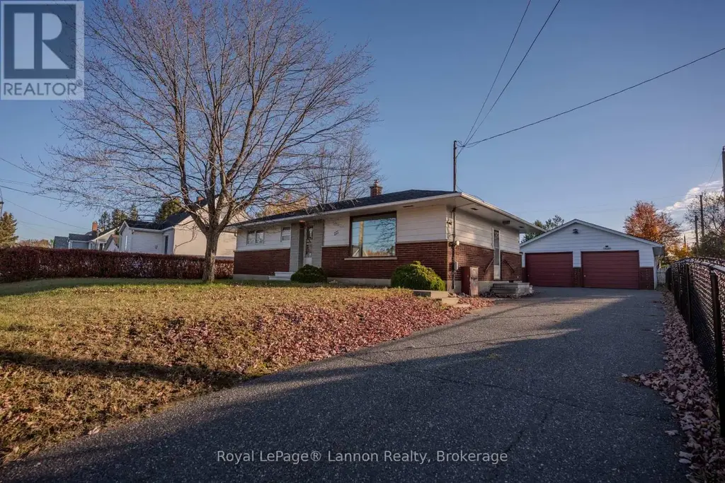 221 Balsam Street, Thunder Bay (Shuniah)