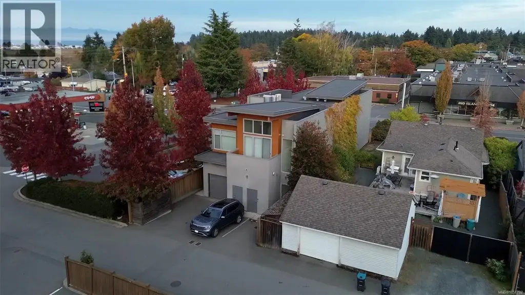 201 139 Corfield St S, Parksville