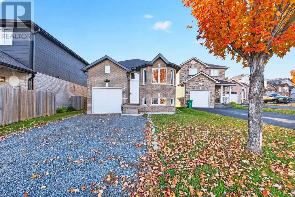 656 Clancy Crescent, Peterborough (Otonabee Ward 1)
