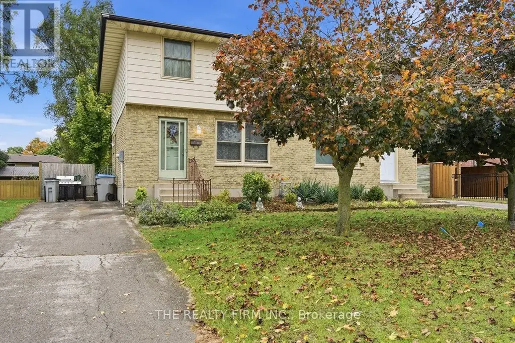 195-197 Southfield Drive, Strathroy-Caradoc (SW)