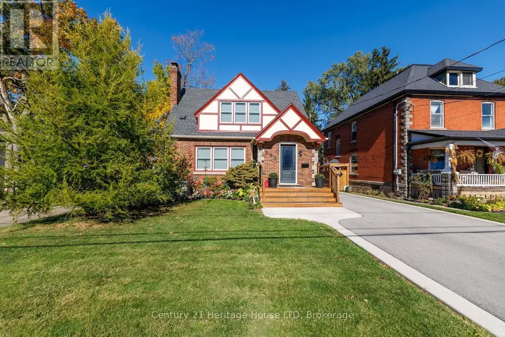222 Phipps Street, Fort Erie (Central)