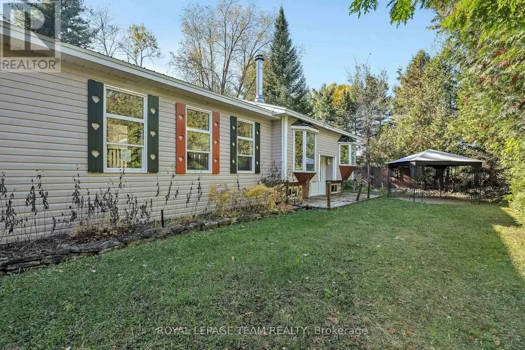 641 Harper Road, Tay Valley