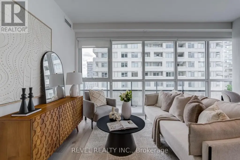 1107 - 11 Lillian Street, Toronto (Mount Pleasant West)
