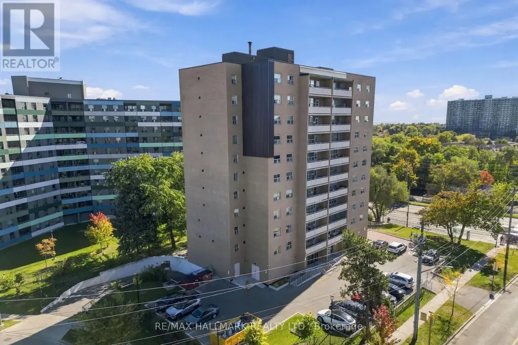 704 - 207 Galloway Road, Toronto (West Hill)