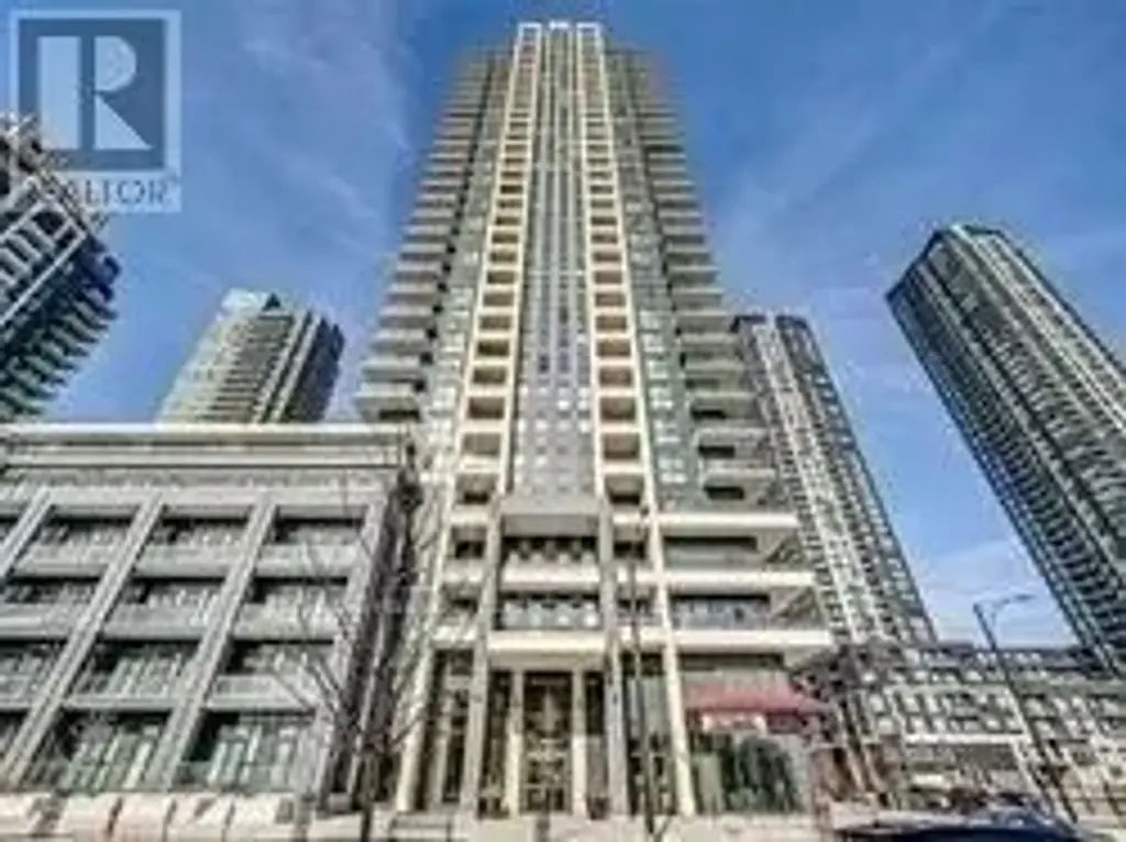 3021 - 4055 Parkside Village Drive, Mississauga (Creditview)