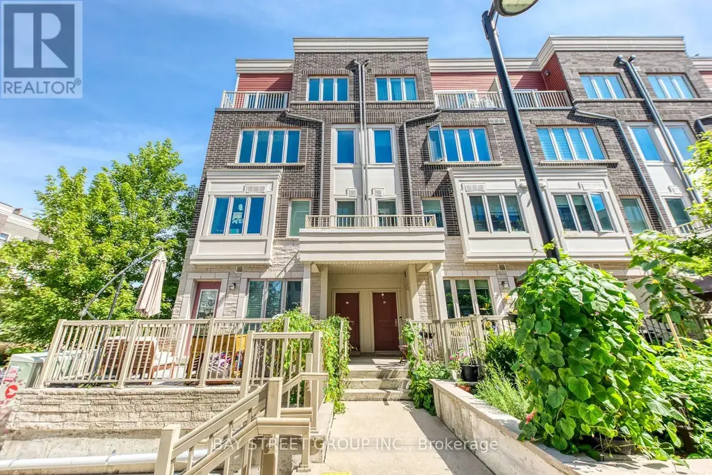 2 - 100 Long Branch Avenue, Toronto (Long Branch)