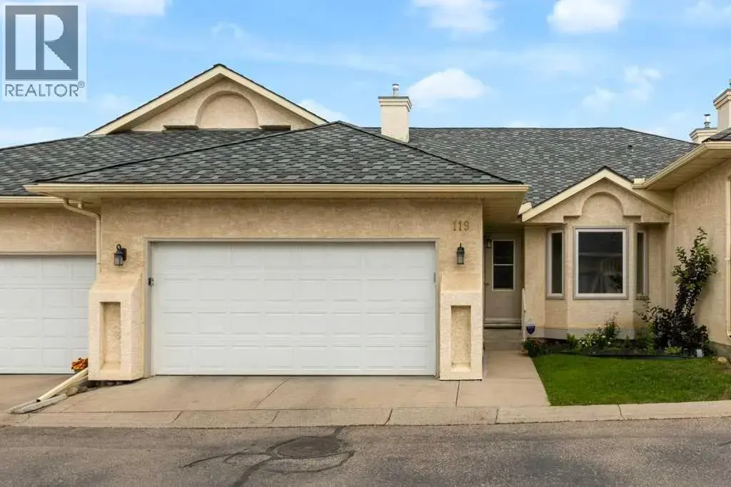 119 Edgepark Villas Nw, Calgary