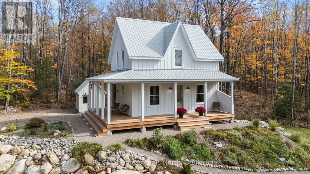 1704 Voicey Road, Minden Hills (Minden)