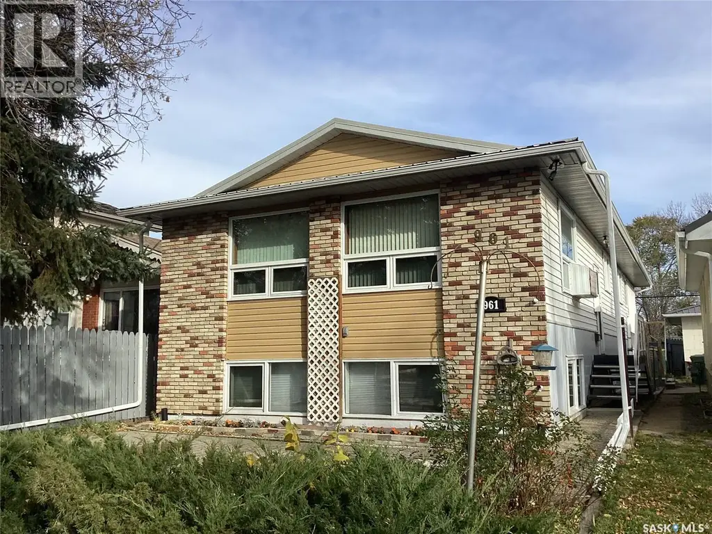 961 Athol Street, Regina