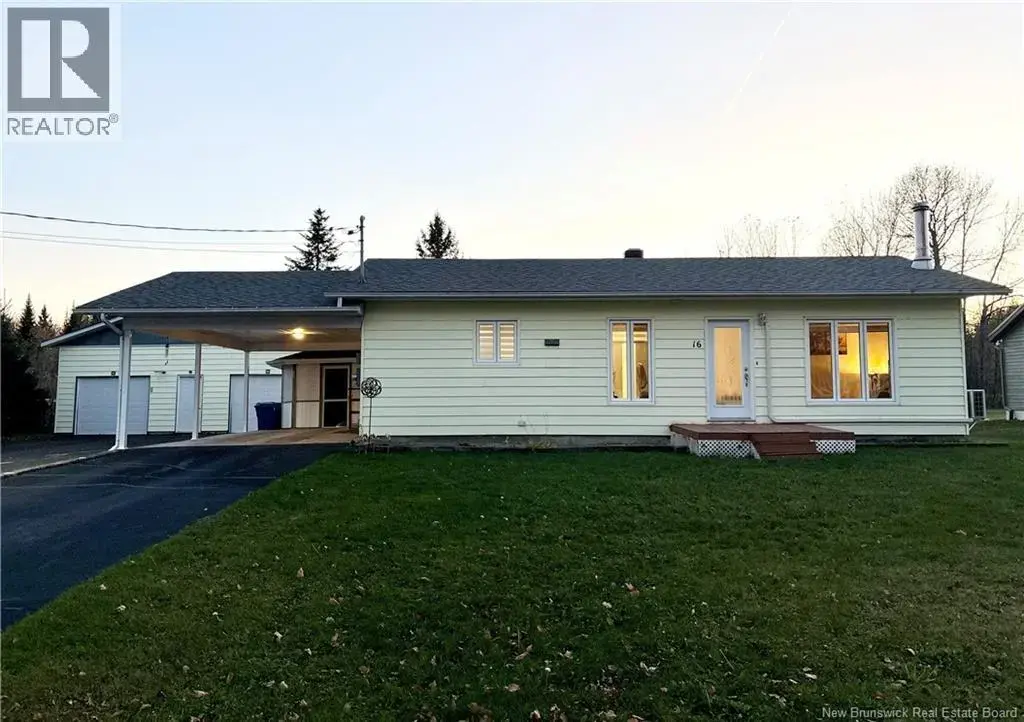 16 4 Ième Avenue, Clair