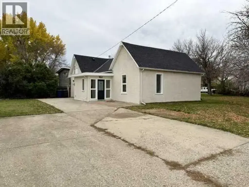 293 N 100 W, Raymond