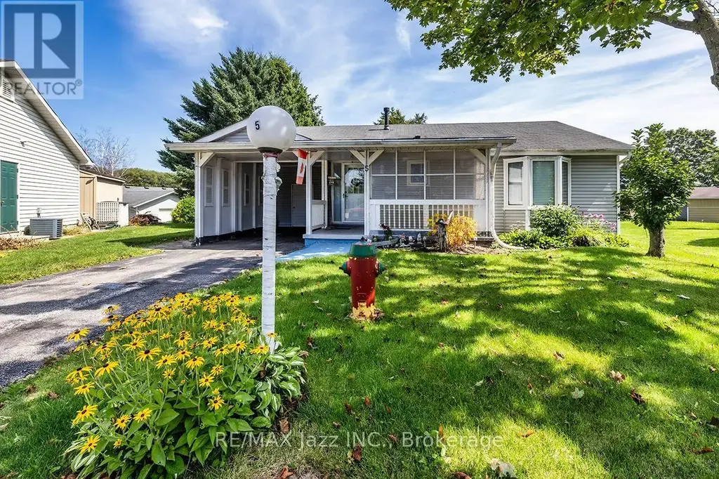 5 King Court, Clarington (Newcastle)