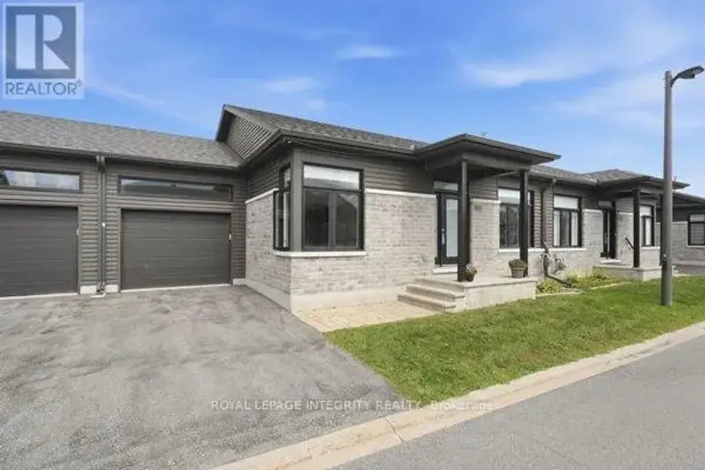 33 Solara Private, Clarence-Rockland
