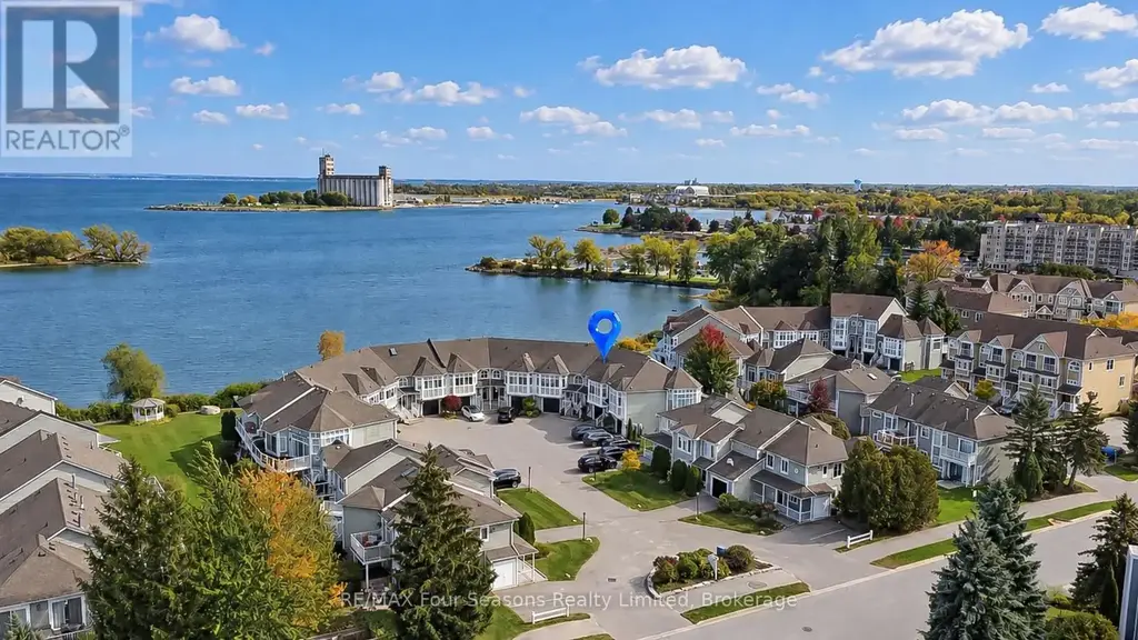 5 - 5 Cranberry Shores, Collingwood