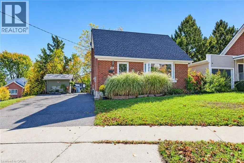 35 Pleasant Avenue, Kitchener