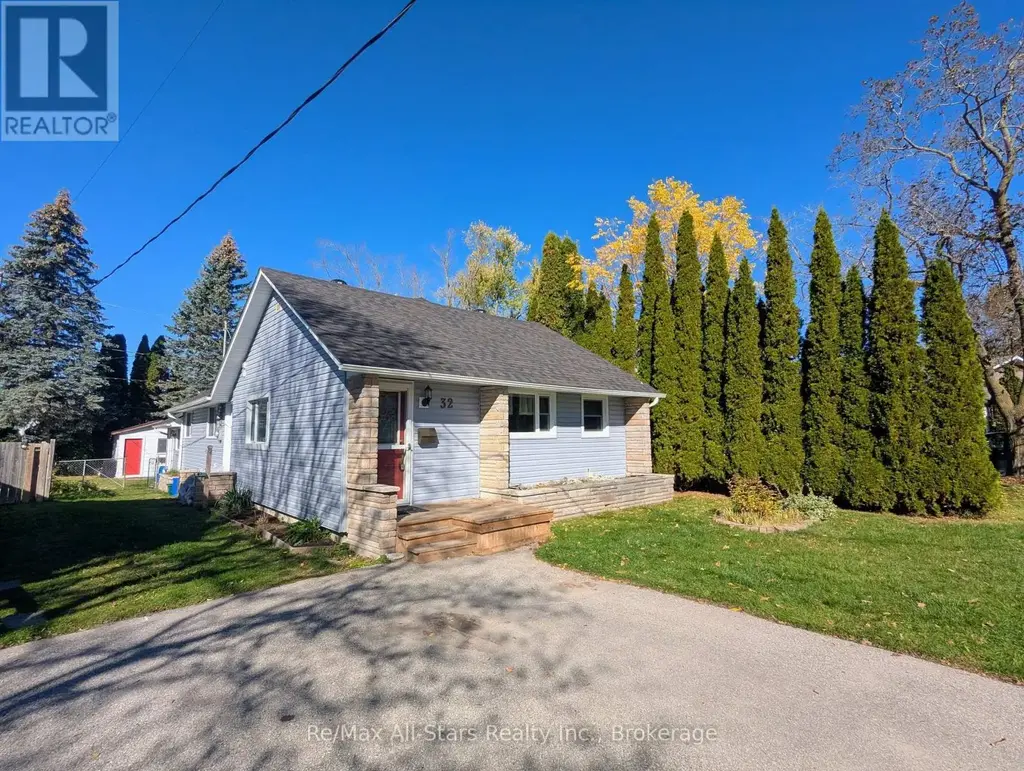 32 Churchill Crescent, Kawartha Lakes (Lindsay)