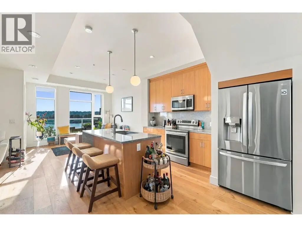303 250 Columbia Street, New Westminster