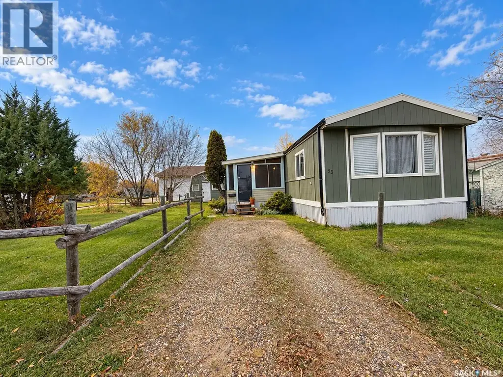 93 Eastview Trailer Court, Prince Albert Rm No. 461