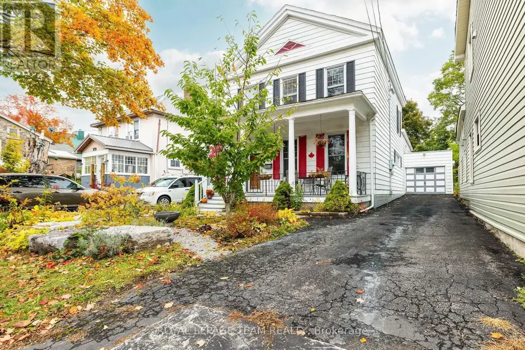 240 Dibble Street W, Prescott