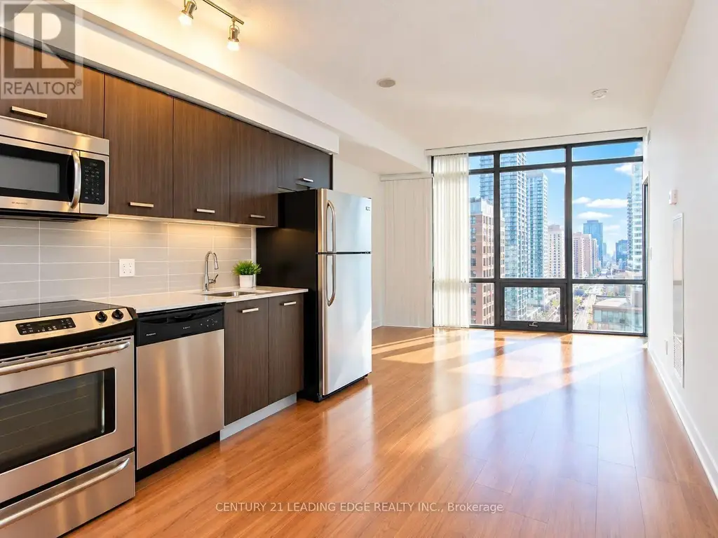 1009 - 832 Bay Street, Toronto (Bay Street Corridor)