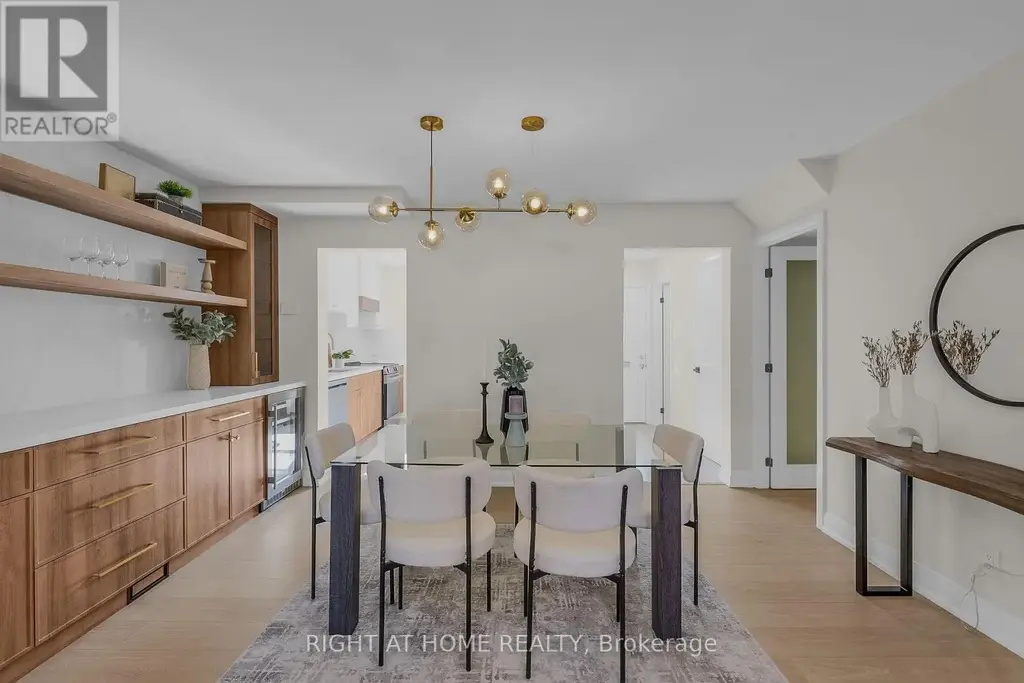 9 - 3665 Flamewood Drive, Mississauga (Applewood)