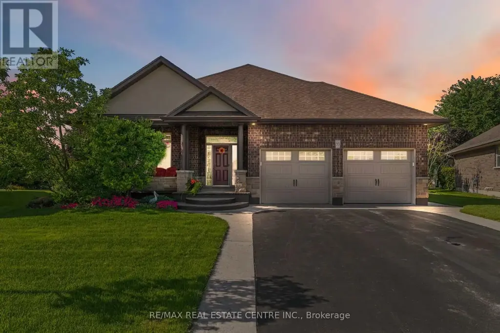99 Magnolia Drive, Norfolk (Port Dover)