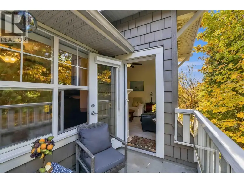 411 960 Lynn Valley Road, North Vancouver