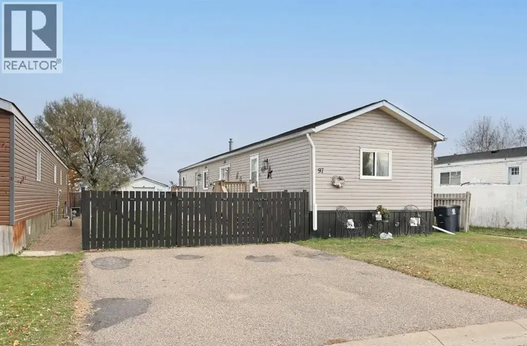97 Meadow Lake Close E, Brooks