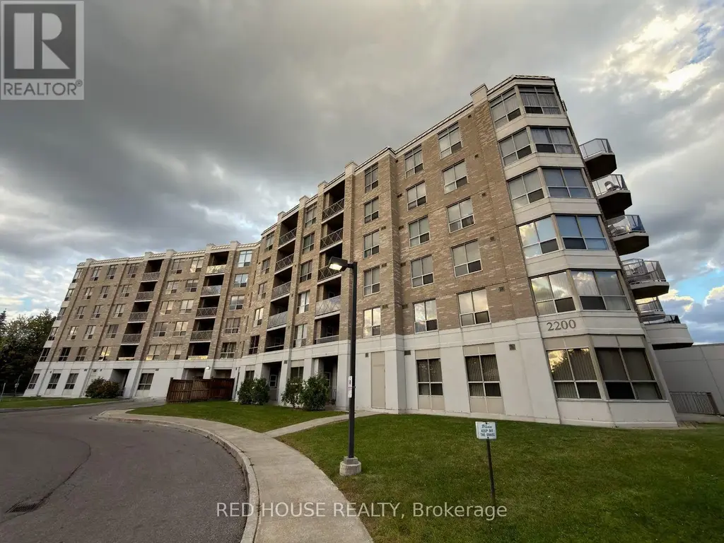 208 - 2200 John Street, Markham (German Mills)