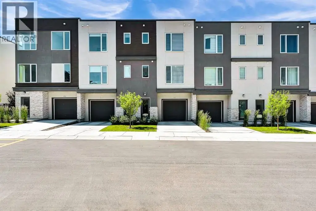 426 Shawnee Square Sw, Calgary