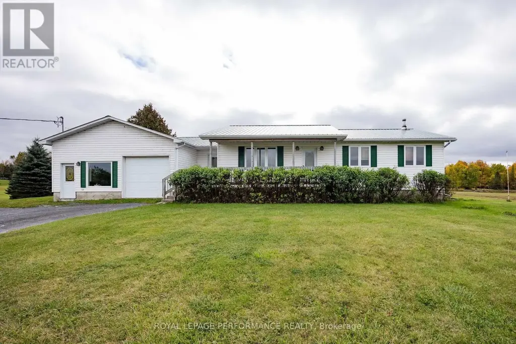 19976 County 43 Road, North Glengarry