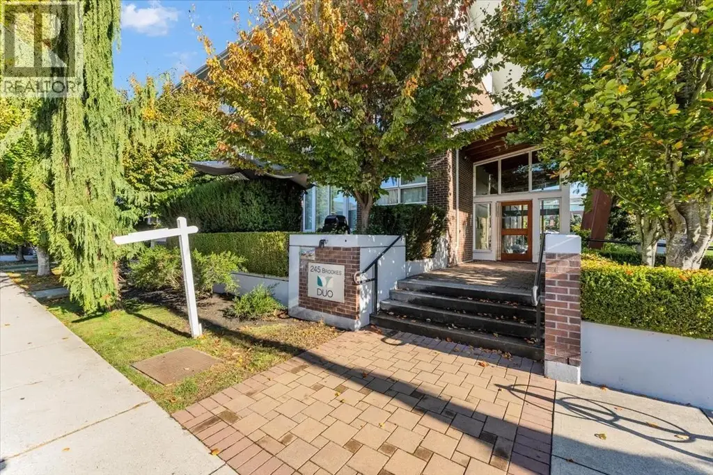 302 245 Brookes Street, New Westminster