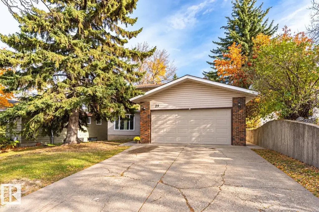 29 Grenfell Av, St. Albert