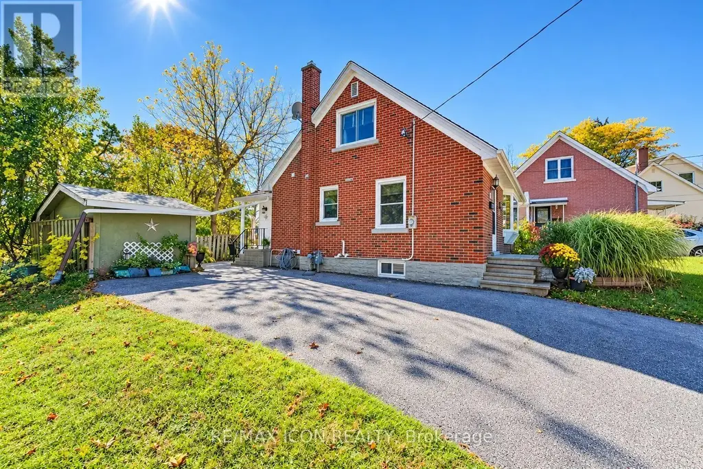 35 Pleasant Avenue, Kitchener