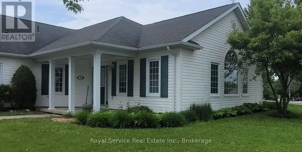 102 - 325 Densmore Road, Cobourg