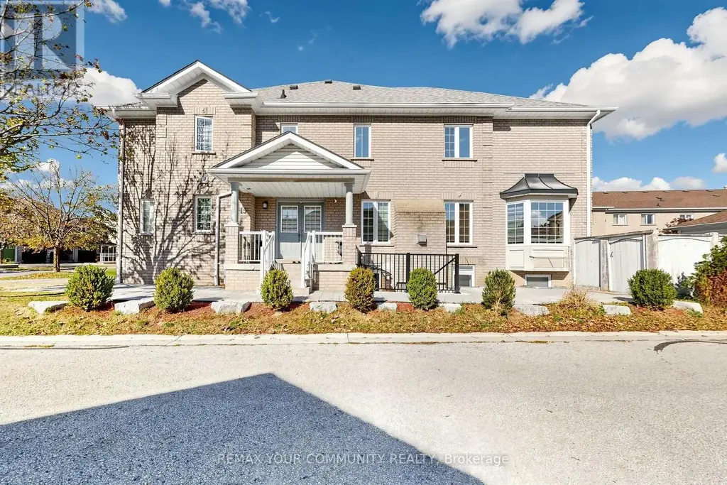 15 Benjamin Hood Crescent, Vaughan (Patterson)