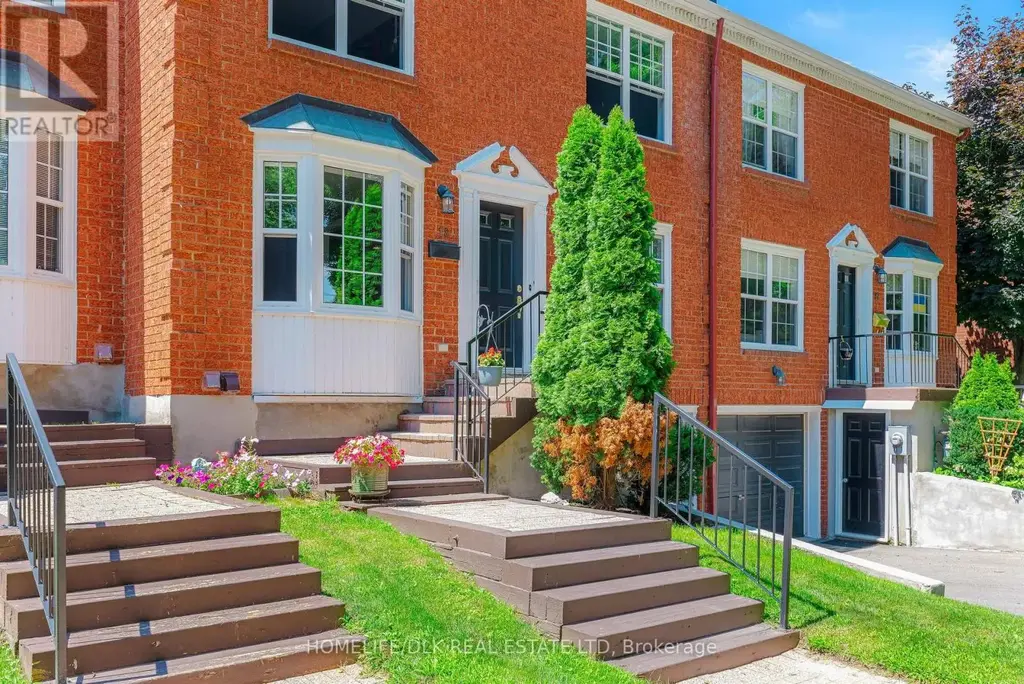 18 Country Club Place, Elizabethtown-Kitley