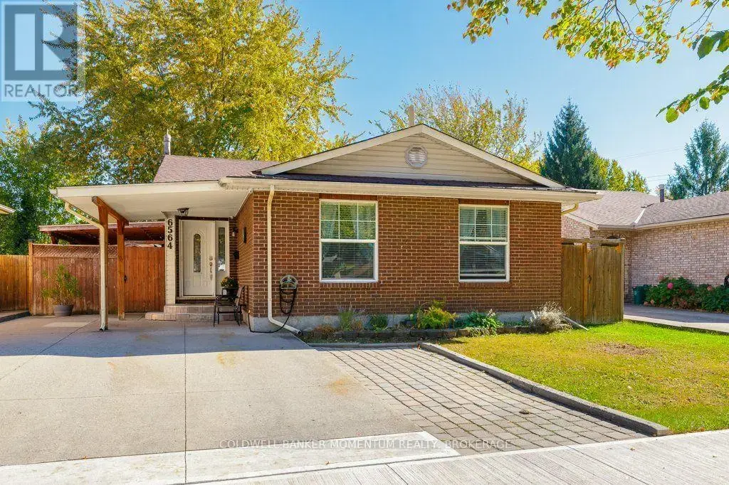 6564 Charnwood Avenue, Niagara Falls (West Wood)