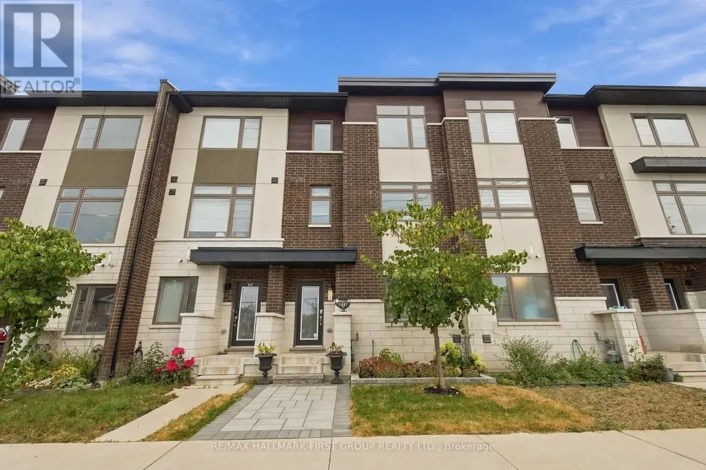 303 - 250 Finch Avenue, Pickering (Rouge Park)