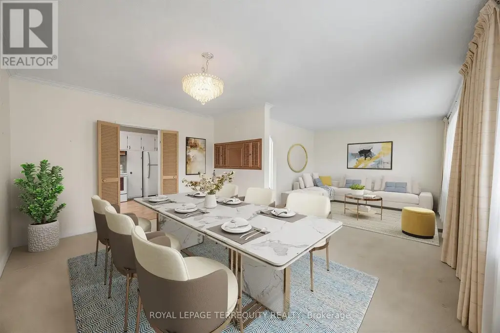 359 Renforth Drive, Toronto (Etobicoke West Mall)